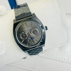 Nixon Black