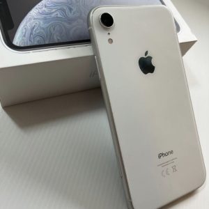 IPHONE XR-64GIG
